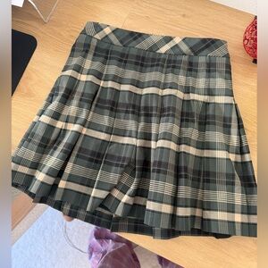 Aritzia micro skirt